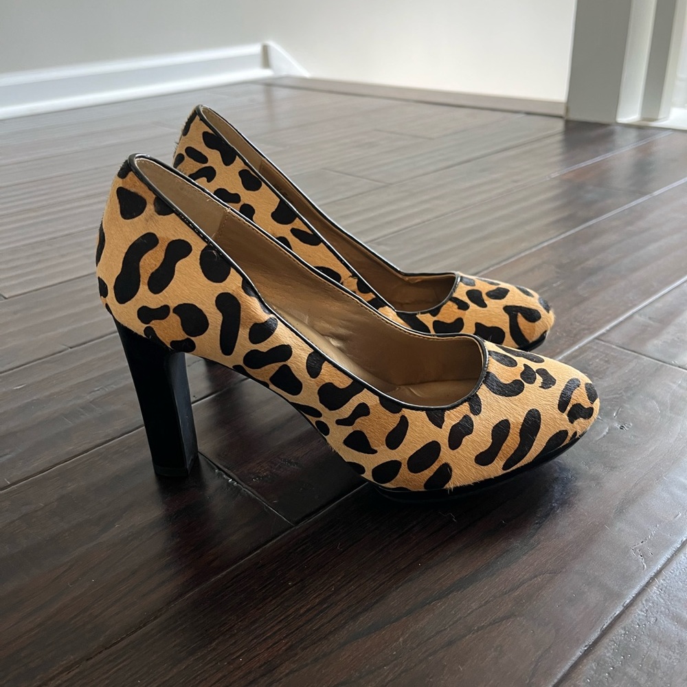 Me Too leopard heels, women’s 8